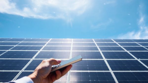 Top conseils pour sélectionner un panneau solaire et économiser sur vos factures